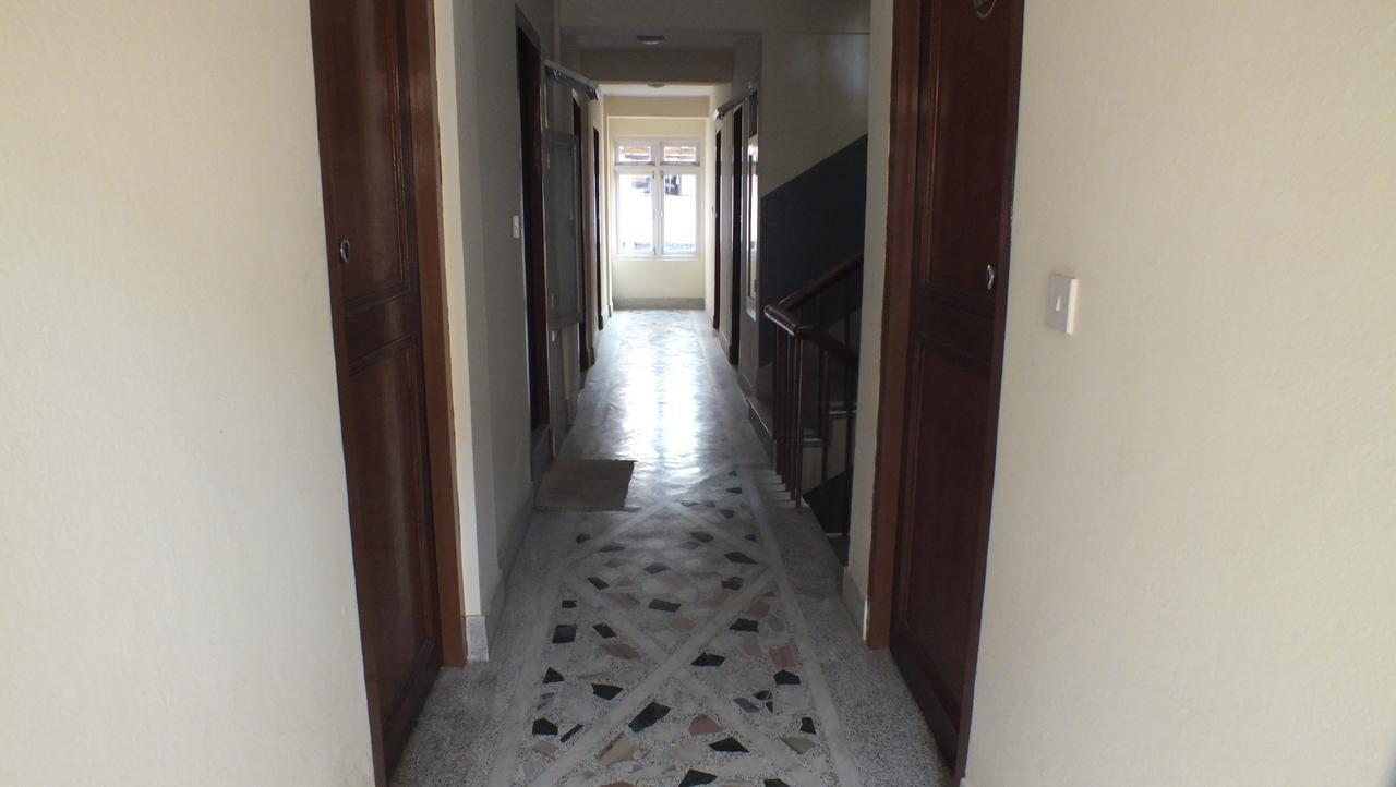 Hotel Dolphin Kathmandu Ngoại thất bức ảnh