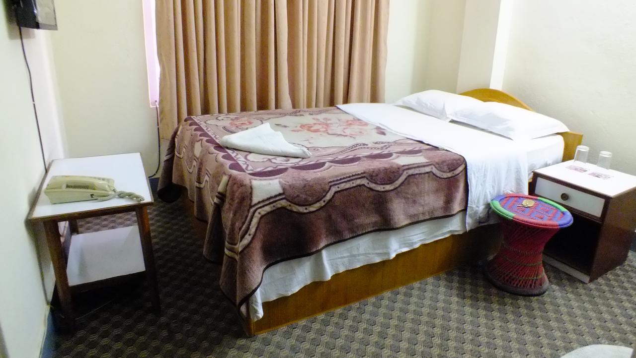 Hotel Dolphin Kathmandu Ngoại thất bức ảnh