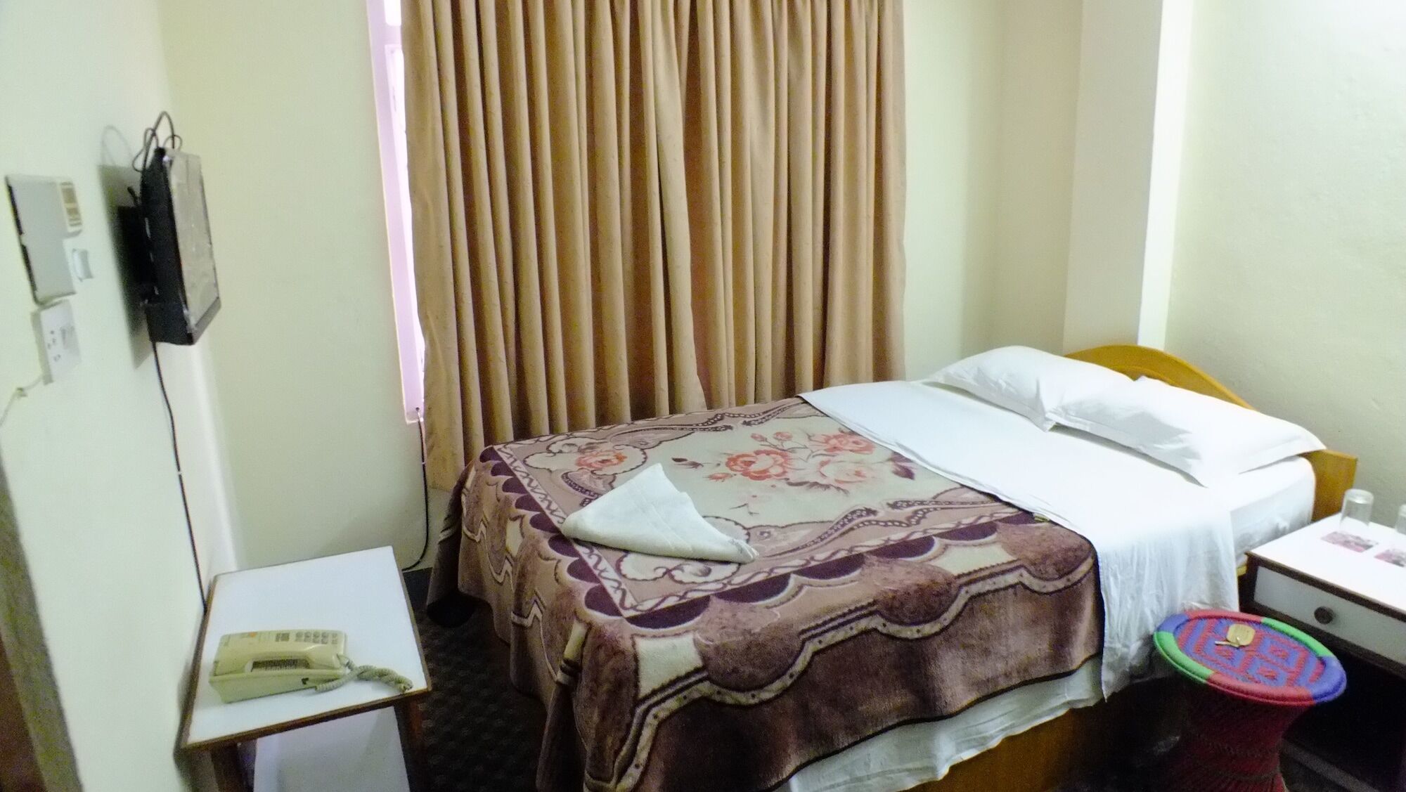 Hotel Dolphin Kathmandu Ngoại thất bức ảnh